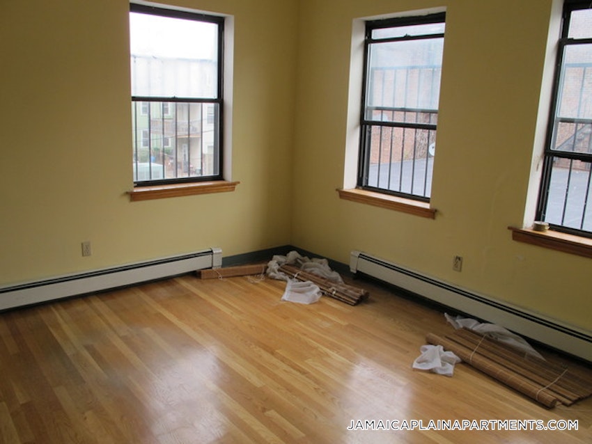 BOSTON - JAMAICA PLAIN - HYDE SQUARE - 1 Bed, 1 Bath - Image 2