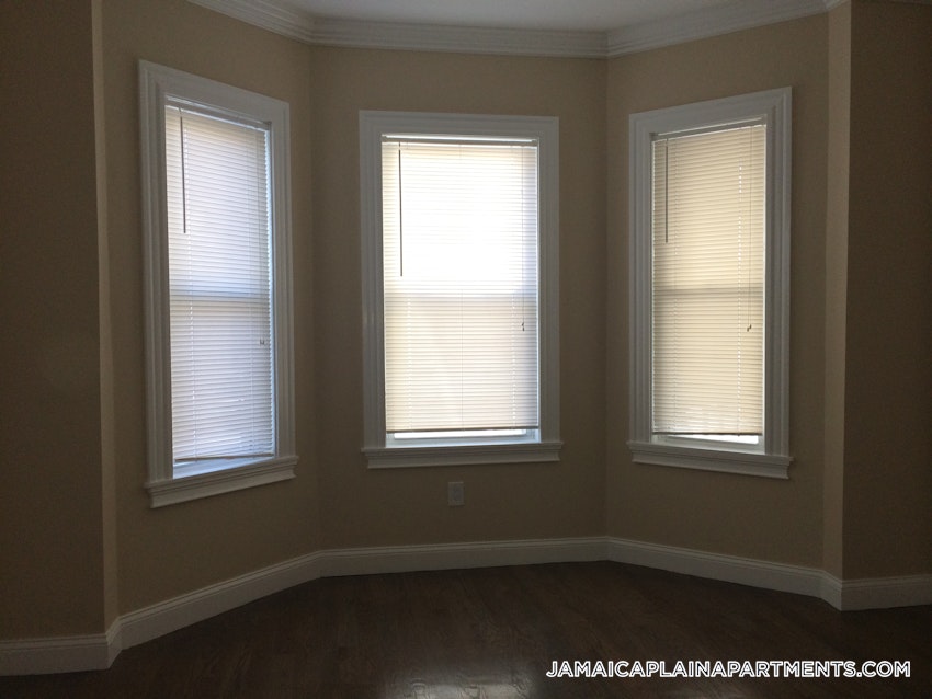 BOSTON - JAMAICA PLAIN - HYDE SQUARE - 3 Beds, 1 Bath - Image 21