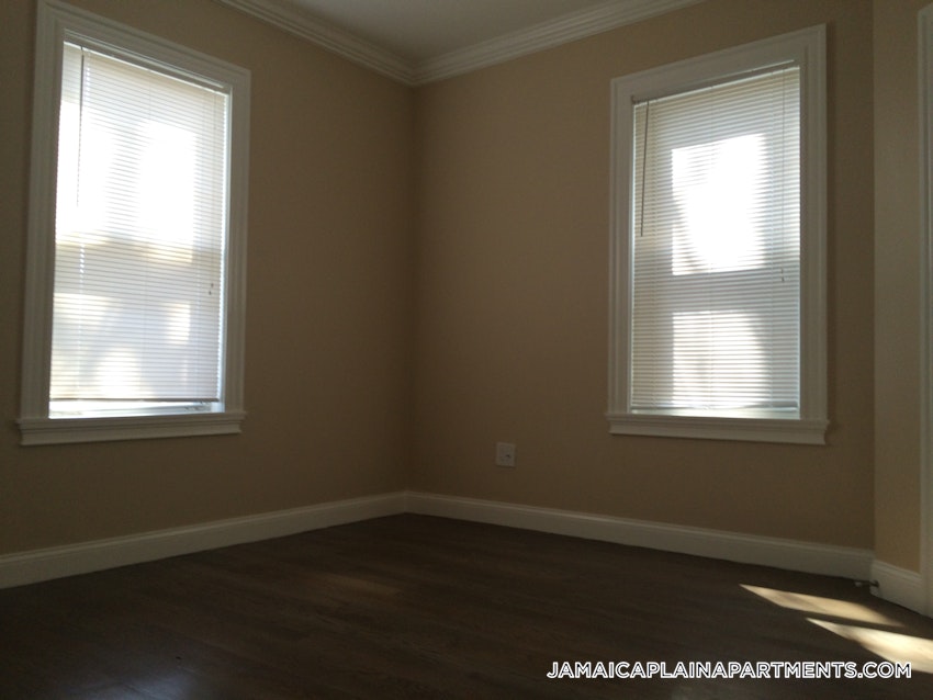 BOSTON - JAMAICA PLAIN - HYDE SQUARE - 3 Beds, 1 Bath - Image 17