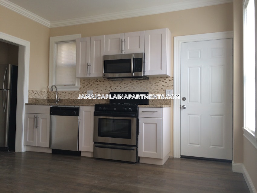 BOSTON - JAMAICA PLAIN - HYDE SQUARE - 3 Beds, 1 Bath - Image 4