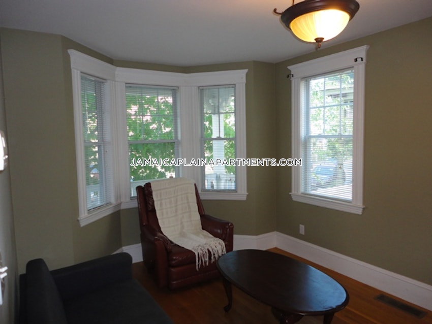 BOSTON - JAMAICA PLAIN - HYDE SQUARE - 2 Beds, 1 Bath - Image 13