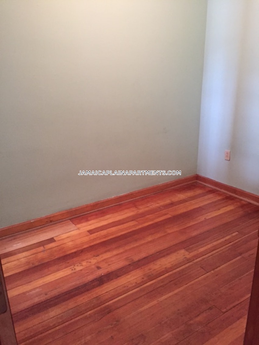 BOSTON - JAMAICA PLAIN - HYDE SQUARE - 1 Bed, 1 Bath - Image 21