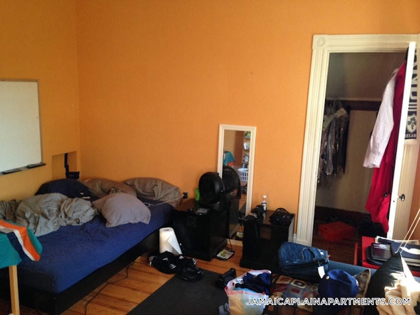 BOSTON - JAMAICA PLAIN - HYDE SQUARE - 3 Beds, 1 Bath - Image 7