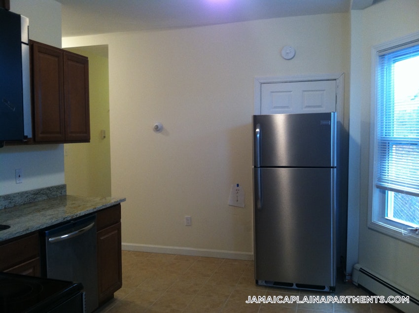 BOSTON - JAMAICA PLAIN - JACKSON SQUARE - 4 Beds, 2 Baths - Image 19