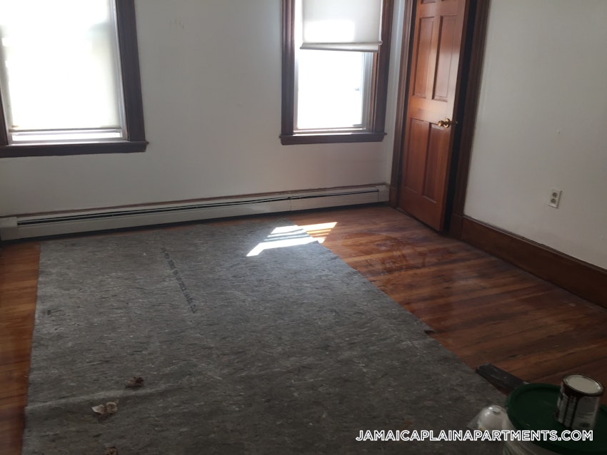 BOSTON - JAMAICA PLAIN - JACKSON SQUARE - 4 Beds, 1 Bath - Image 19