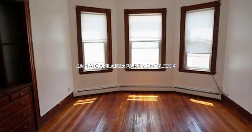 BOSTON - JAMAICA PLAIN - JACKSON SQUARE - 4 Beds, 1 Bath - Image 3