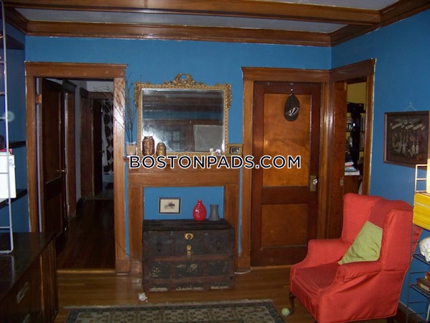 BOSTON - JAMAICA PLAIN - JAMAICA POND/PONDSIDE - 4 Beds, 1 Bath - Image 9