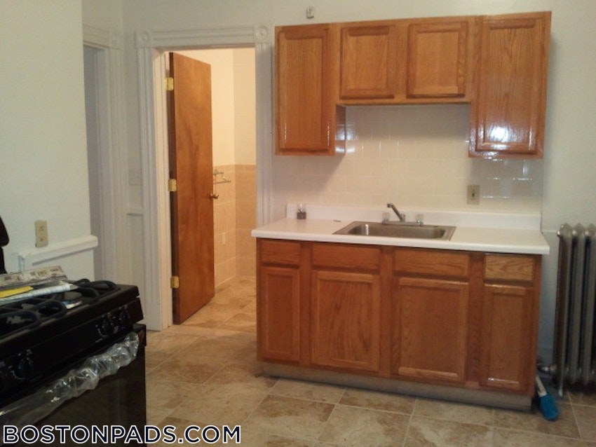 BOSTON - JAMAICA PLAIN - JACKSON SQUARE - 5 Beds, 2 Baths - Image 6