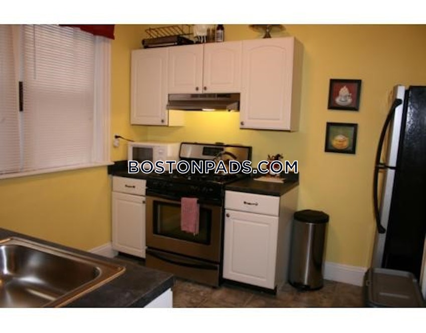 BOSTON - JAMAICA PLAIN - JAMAICA POND/PONDSIDE - 2 Beds, 1 Bath - Image 3