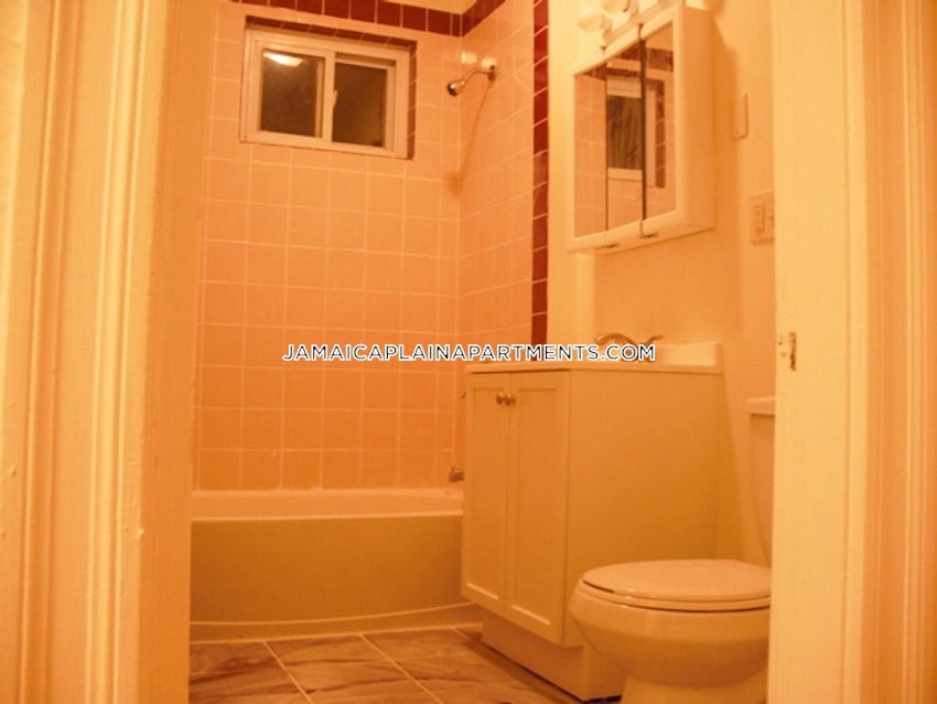 BOSTON - JAMAICA PLAIN - STONY BROOK - 4 Beds, 1 Bath - Image 36