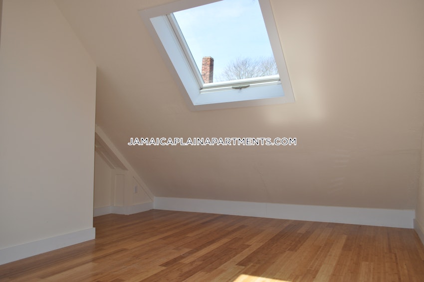 BOSTON - JAMAICA PLAIN - STONY BROOK - 4 Beds, 2 Baths - Image 37