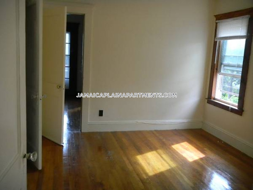 BOSTON - JAMAICA PLAIN - STONY BROOK - 3 Beds, 1 Bath - Image 6