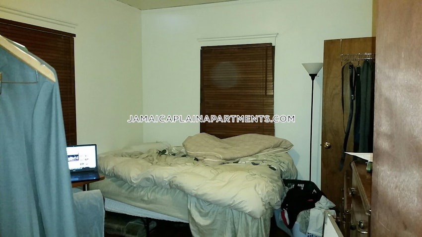 BOSTON - JAMAICA PLAIN - STONY BROOK - 3 Beds, 1 Bath - Image 7