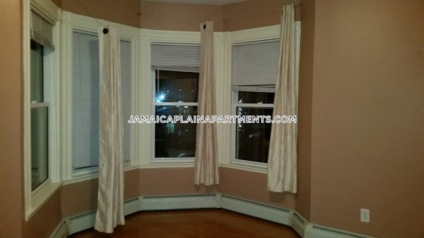 BOSTON - JAMAICA PLAIN - CENTER - 2 Beds, 1 Bath - Image 20