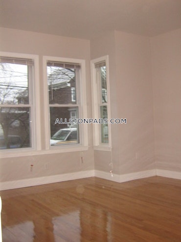 Boston - 3 Beds, 1 Baths