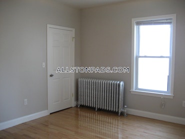 Boston - 3 Beds, 1 Baths