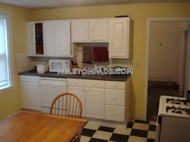 Boston - 3 Beds, 1 Baths