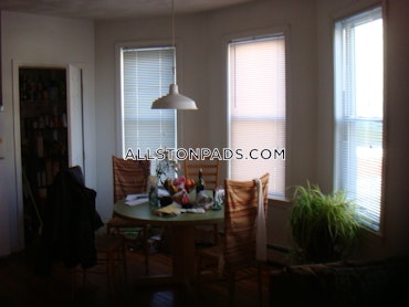 Boston - 3 Beds, 1 Baths