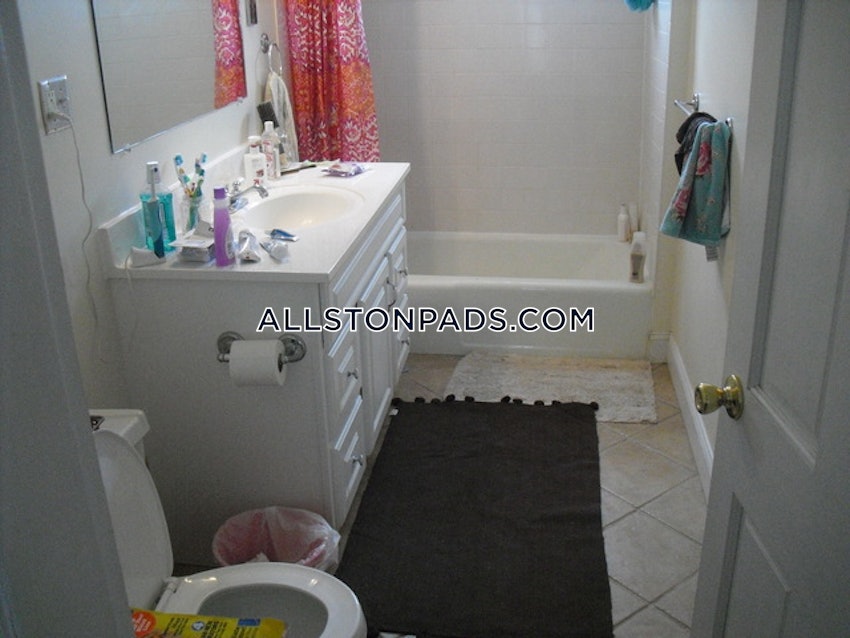 BOSTON - LOWER ALLSTON - 4 Beds, 2 Baths - Image 1