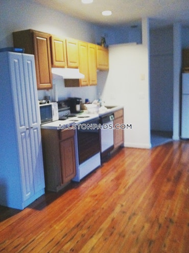 Boston - 3 Beds, 1 Baths