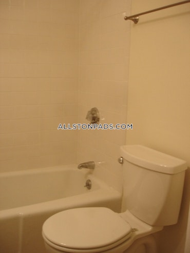 Boston - 2 Beds, 1 Baths