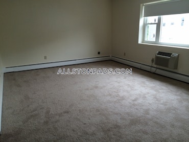 Boston - 2 Beds, 1 Baths