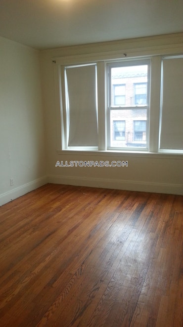 Boston - 2 Beds, 1 Baths