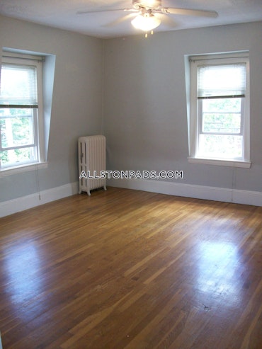 Boston - 3 Beds, 1 Baths