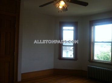 Boston - 3 Beds, 1 Baths