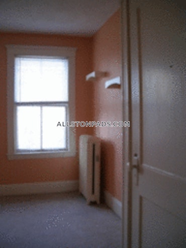 Boston - 3 Beds, 1 Baths