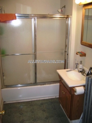 Boston - 3 Beds, 1 Baths