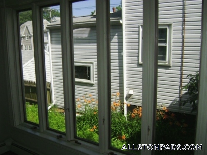 BOSTON - LOWER ALLSTON - 3 Beds, 2 Baths - Image 47