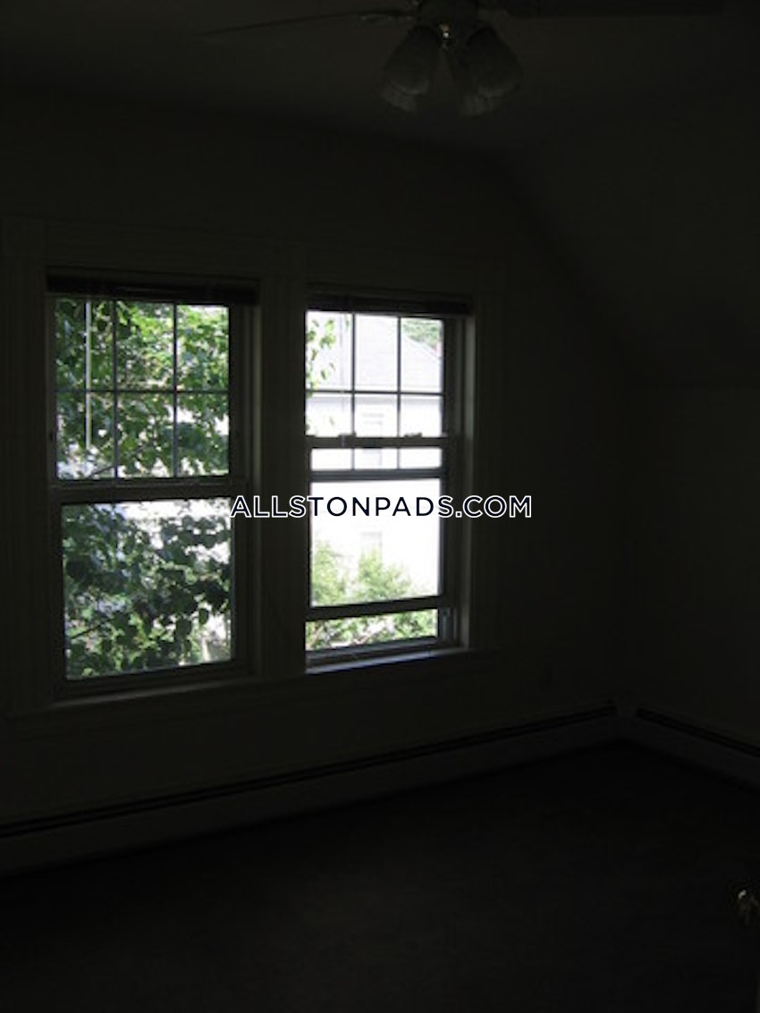 BOSTON - LOWER ALLSTON - 3 Beds, 2 Baths - Image 60