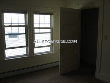 Boston - 3 Beds, 2 Baths