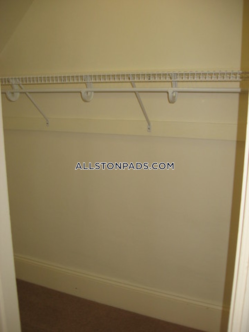 BOSTON - LOWER ALLSTON - 3 Beds, 2 Baths - Image 58