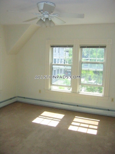 Boston - 3 Beds, 2 Baths