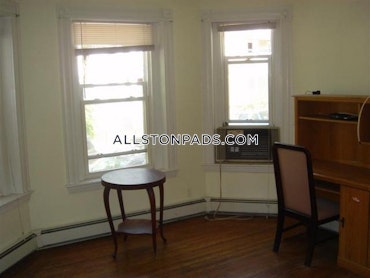 Boston - 3 Beds, 2 Baths