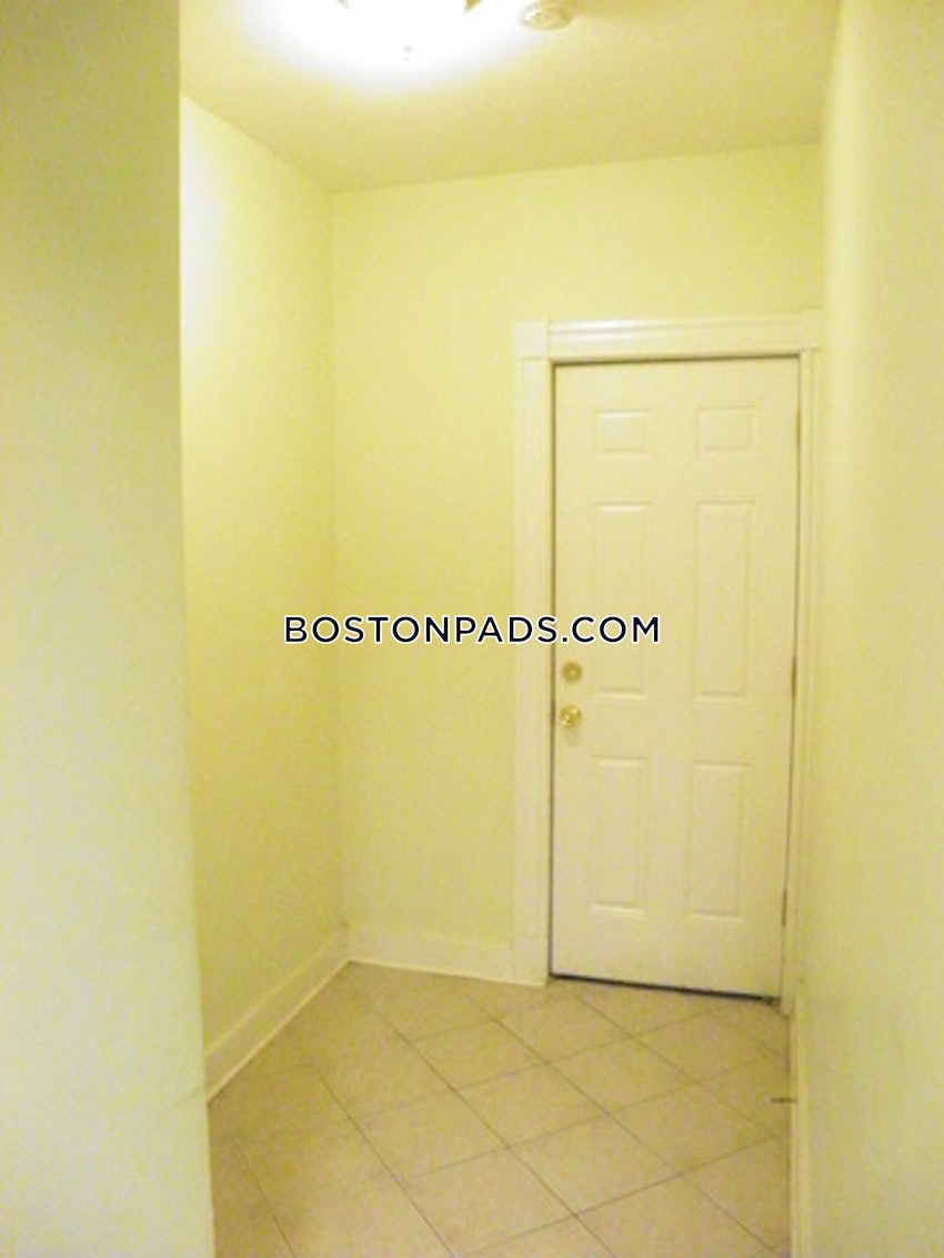 BOSTON - MATTAPAN - 4 Beds, 1 Bath - Image 19