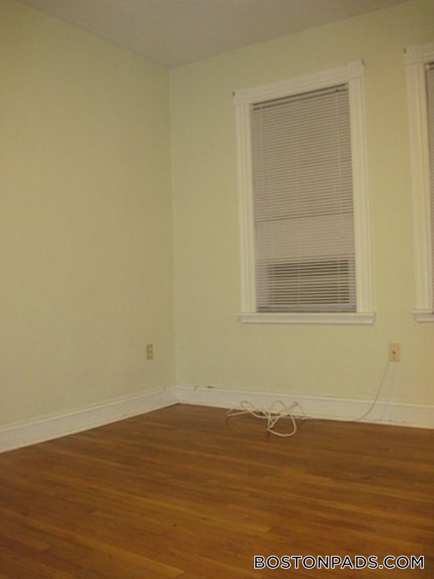 BOSTON - MATTAPAN - 4 Beds, 1 Bath - Image 11