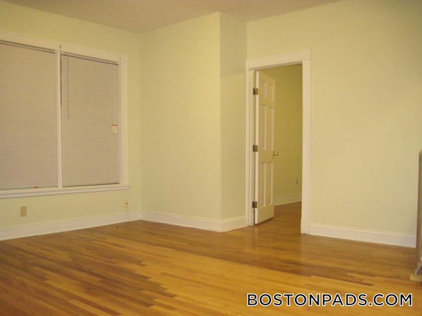 BOSTON - MATTAPAN - 4 Beds, 1 Bath - Image 7