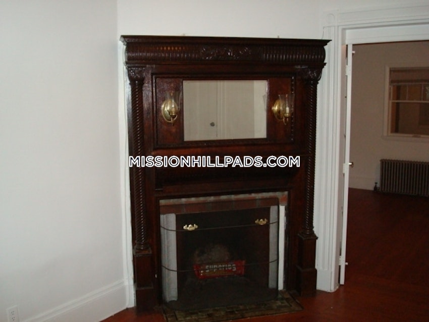 BOSTON - MISSION HILL - 2 Beds, 1 Bath - Image 25