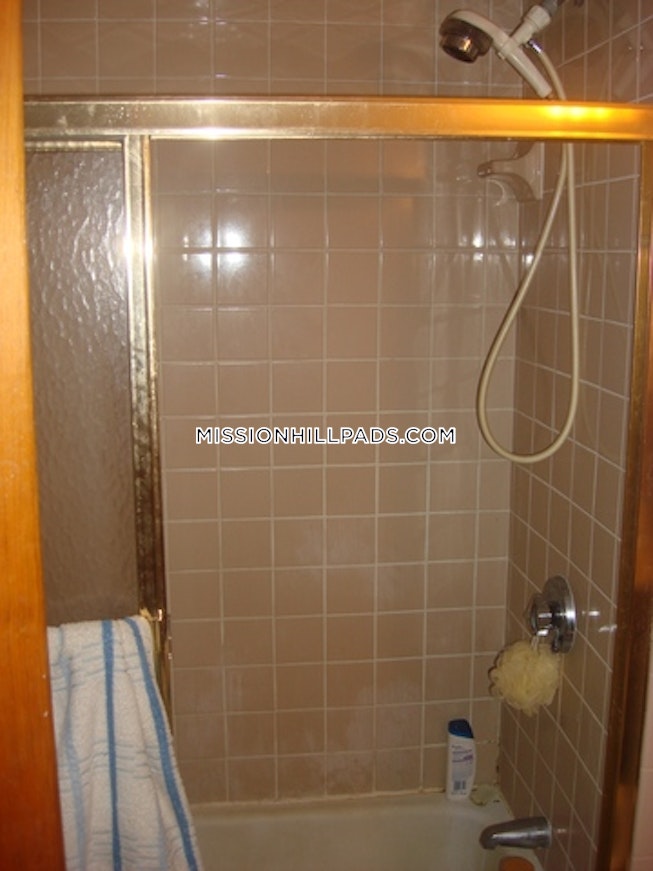 Boston - $3,100+ /mo