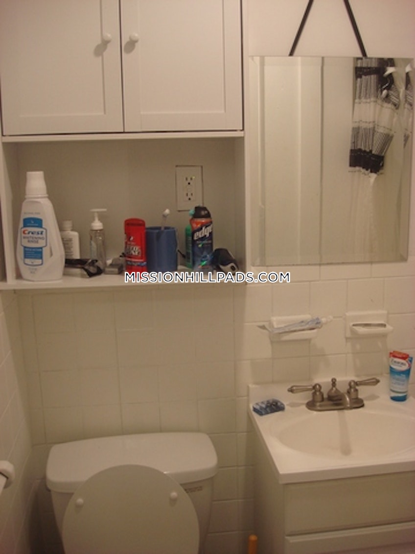 Boston - $2,400+ /month