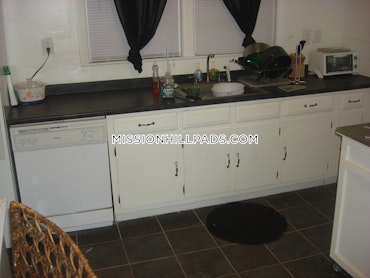 Boston - 1 Beds, 1 Baths