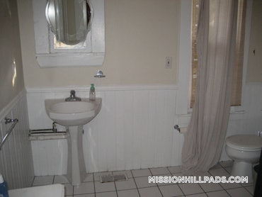 Mission Hill, Boston, MA - 3 Beds, 1 Bath - $3,700 - ID#5544669