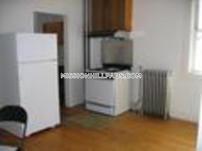 Boston - Mission Hill - 4 Beds, 1 Bath - Image 61