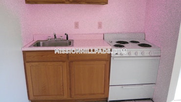 Boston - 0 Beds, 1 Baths