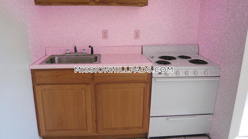 Boston - $2,000+ /month