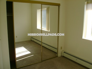 Boston - 2 Beds, 1 Baths