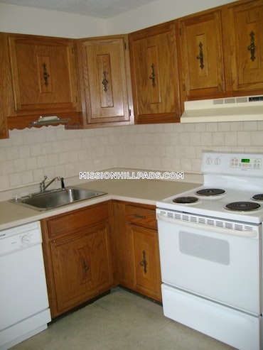 Boston - 2 Beds, 1 Baths